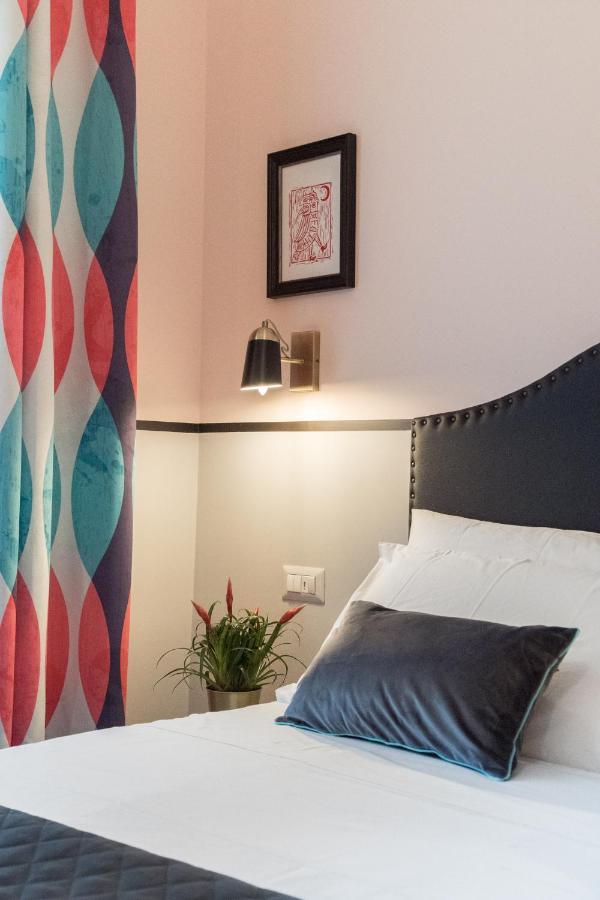 Contus Retro Guest House Кальяри Экстерьер фото