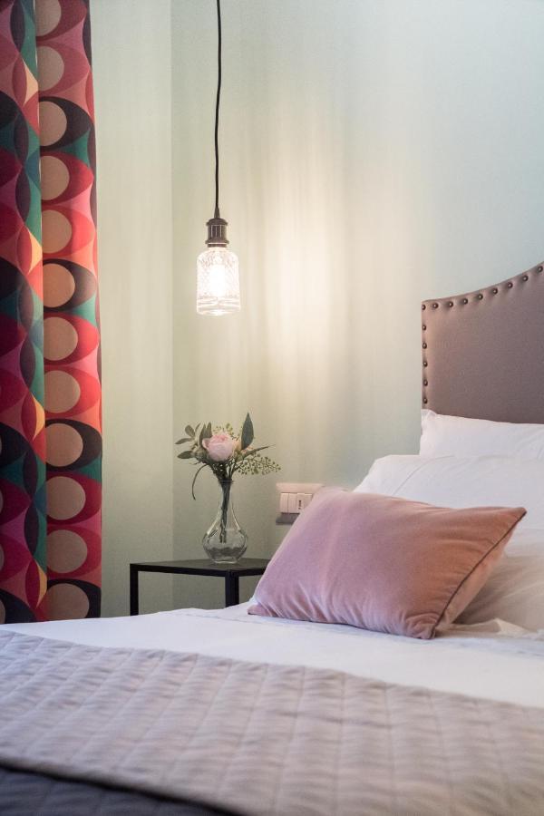 Contus Retro Guest House Кальяри Экстерьер фото